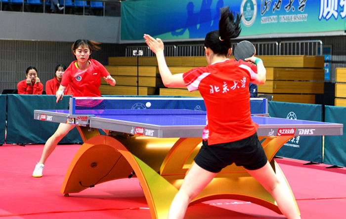 北京大学“冠军讲堂”走进山西大学之乒乓球教学交流赛掠影